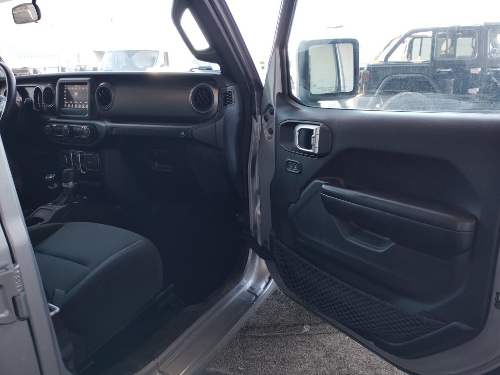 Used 2019 Jeep Wrangler Unlimited Sport S AWD/4WD image 8
