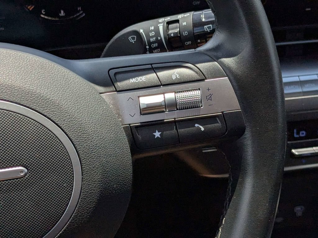Used 2025 Hyundai Kona SEL AWD/4WD image 22