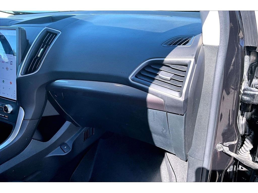 Used 2024 Ford Edge SEL AWD/4WD image 24