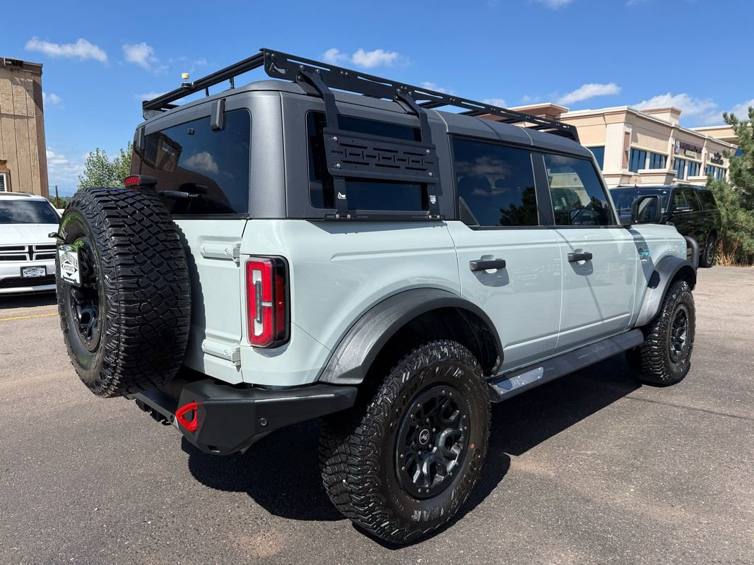 Used 2023 Ford Bronco Wildtrak image 3