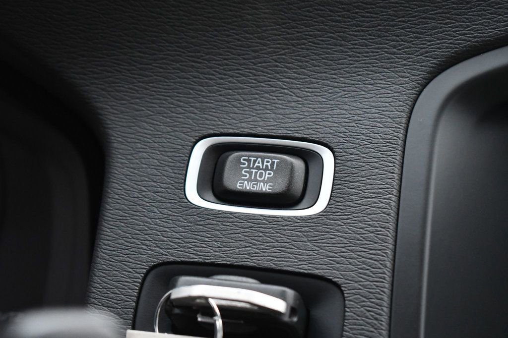 Used 2013 Volvo S60 T5 image 33