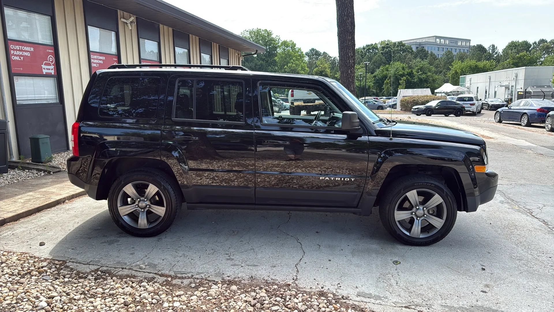 Used 2015 Jeep Patriot High Altitude AWD/4WD image 4