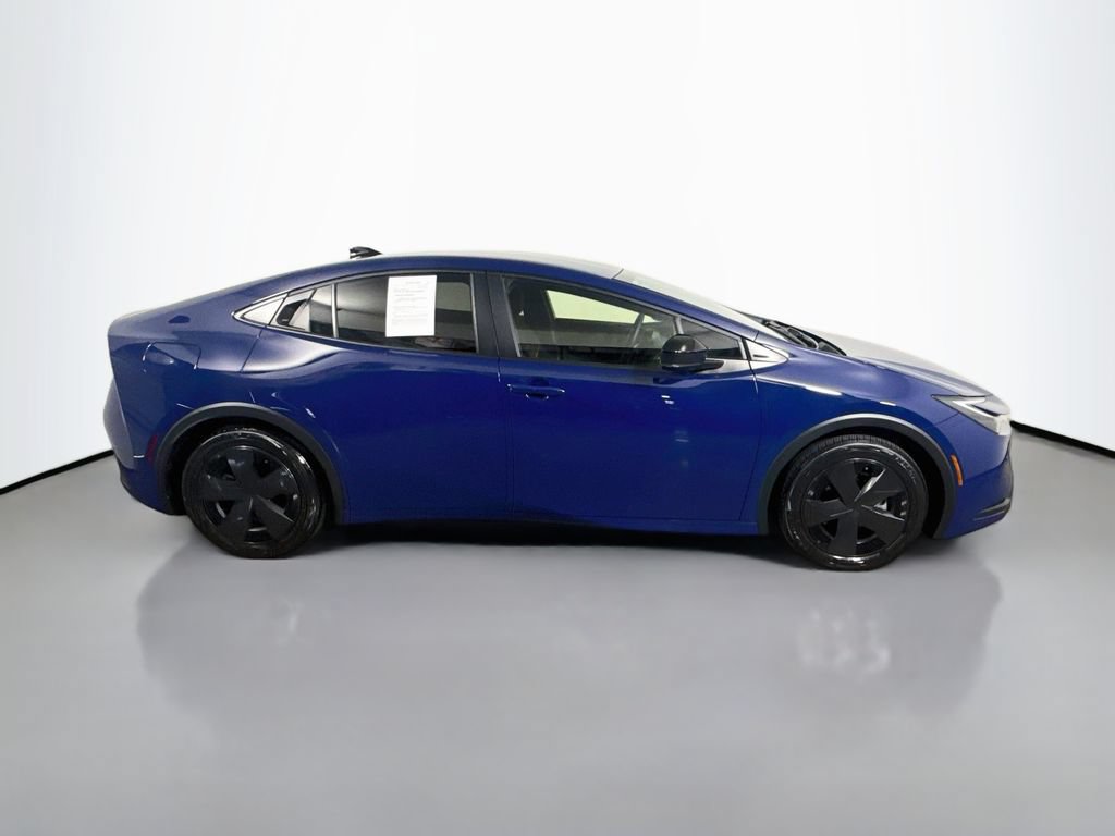 Certified 2026 Toyota Prius Plug-In Hybrid FWD image 8