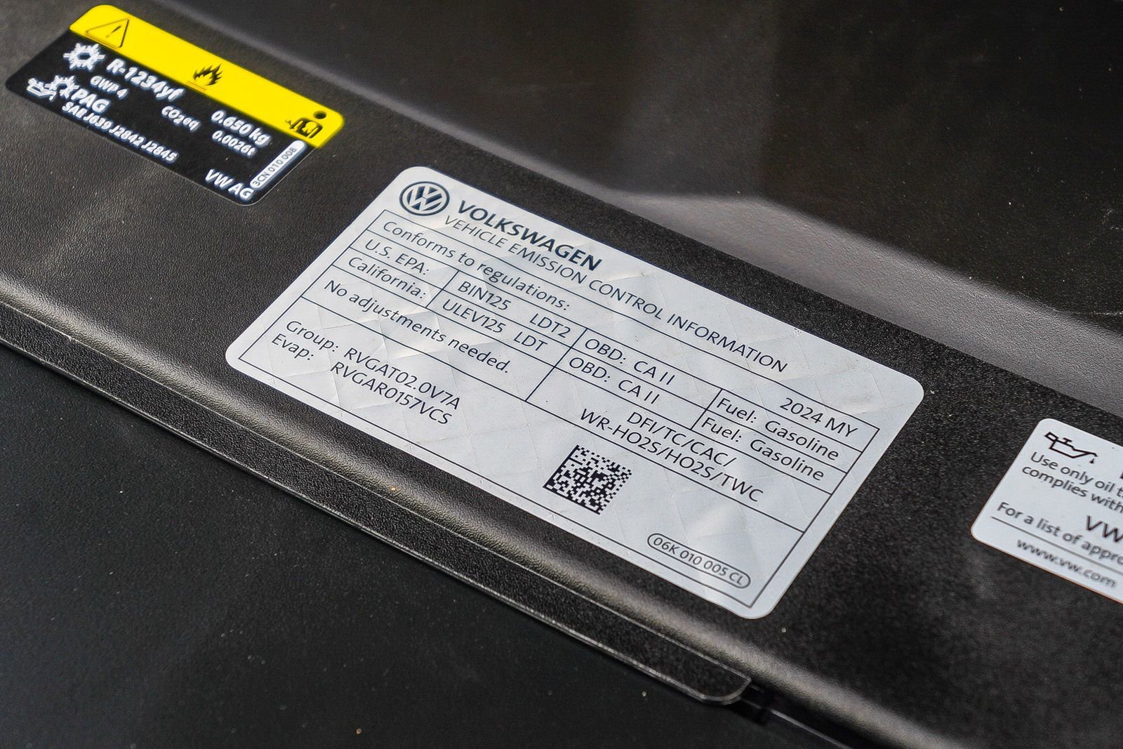 Used 2024 Volkswagen Atlas Peak Edition SEL AWD/4WD image 35