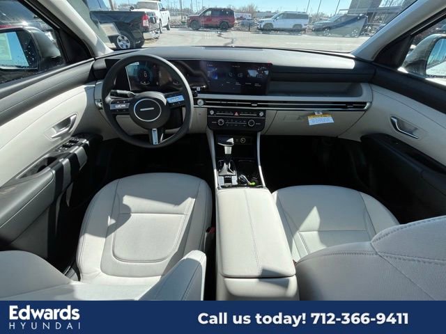 New 2025 Hyundai Tucson SE image 10