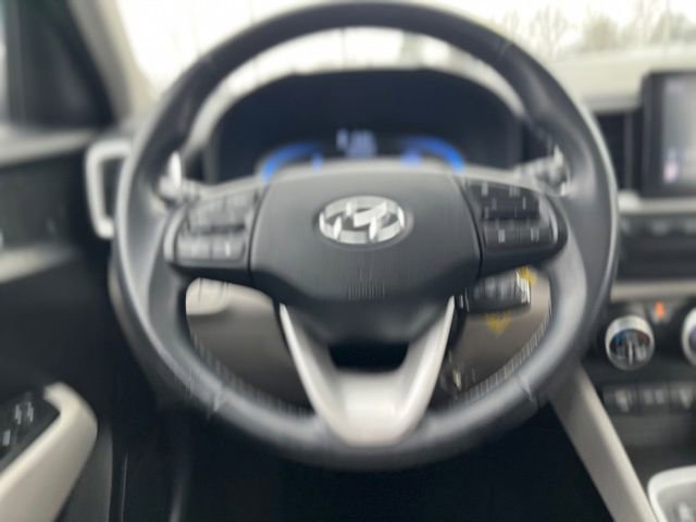 Used 2023 Hyundai Venue SEL w/ Cargo Package image 33