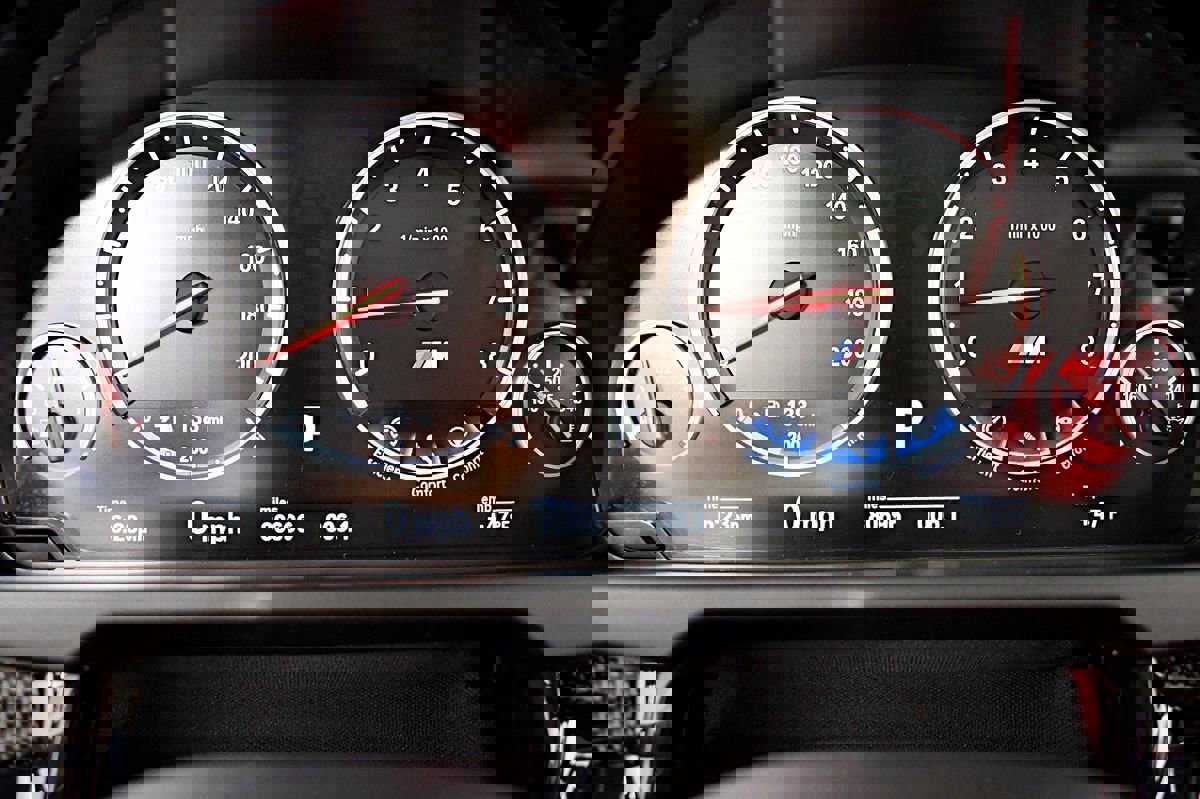 Used 2016 BMW X5 M image 29