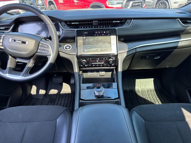 Used 2024 Jeep Grand Cherokee L Altitude AWD/4WD image 10