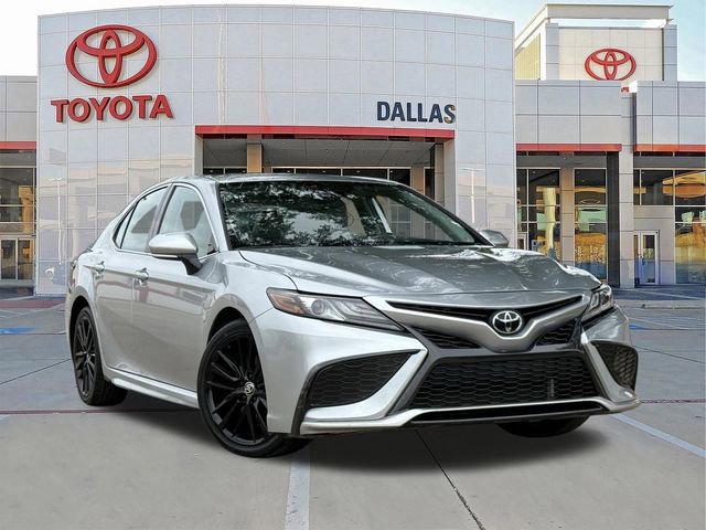 Used 2023 Toyota Camry XSE FWD image 1