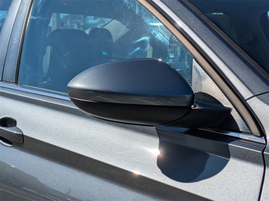 Used 2023 Volkswagen Jetta SE image 12