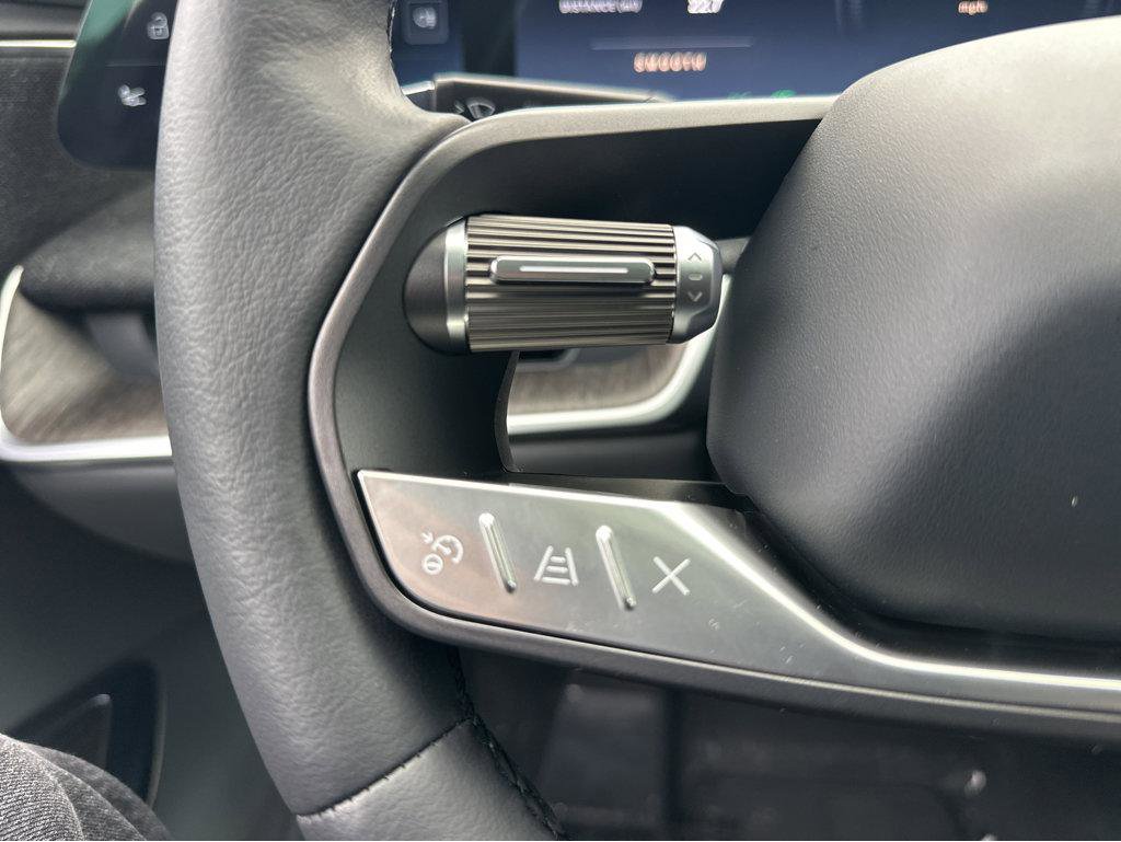 Used 2024 Lucid Air Touring image 22