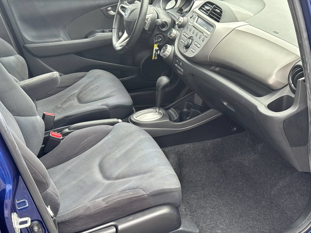 Used 2011 Honda Fit Sport image 13