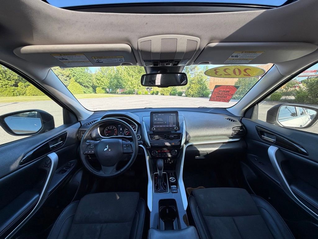 Used 2023 Mitsubishi Eclipse Cross SE image 28