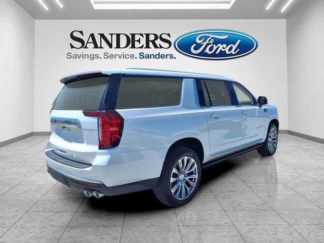 Used 2023 GMC Yukon XL Denali AWD/4WD image 2