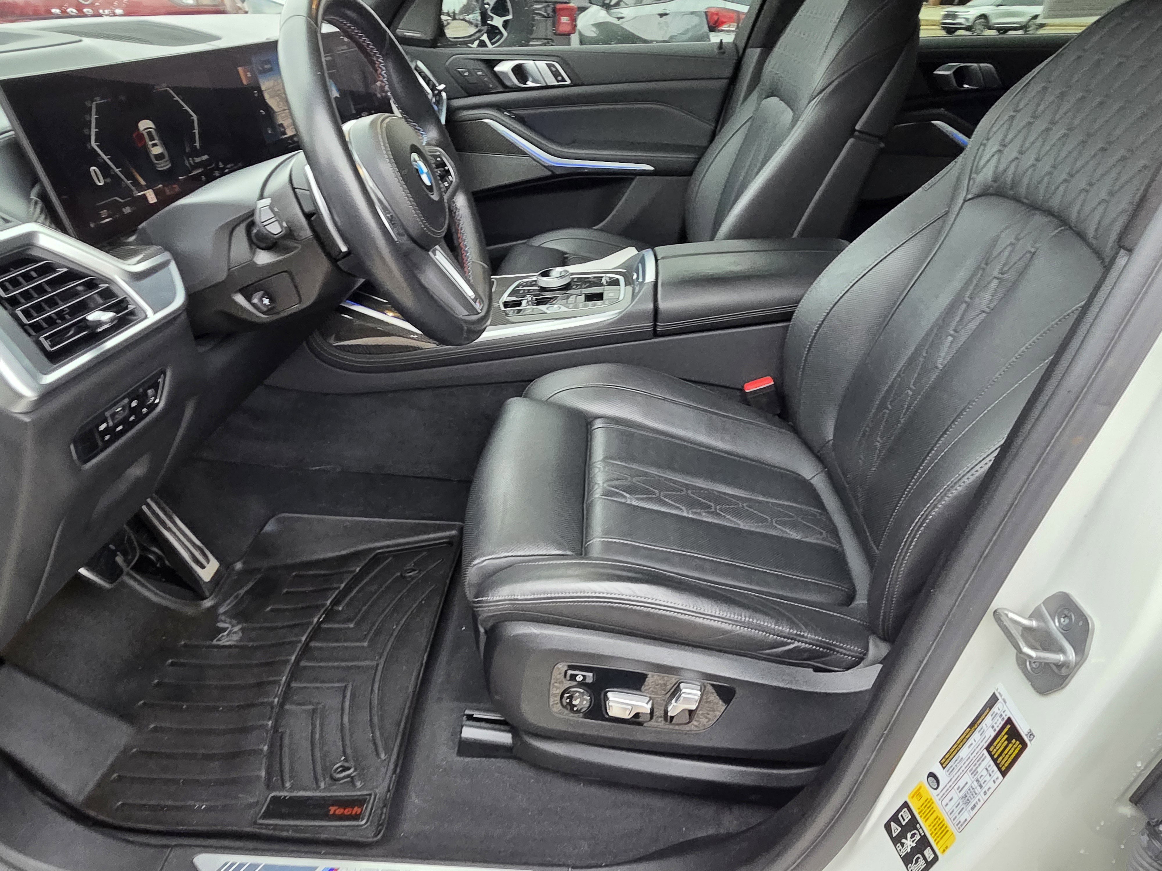 Used 2023 BMW X7 M60i w/ Executive Package image 10