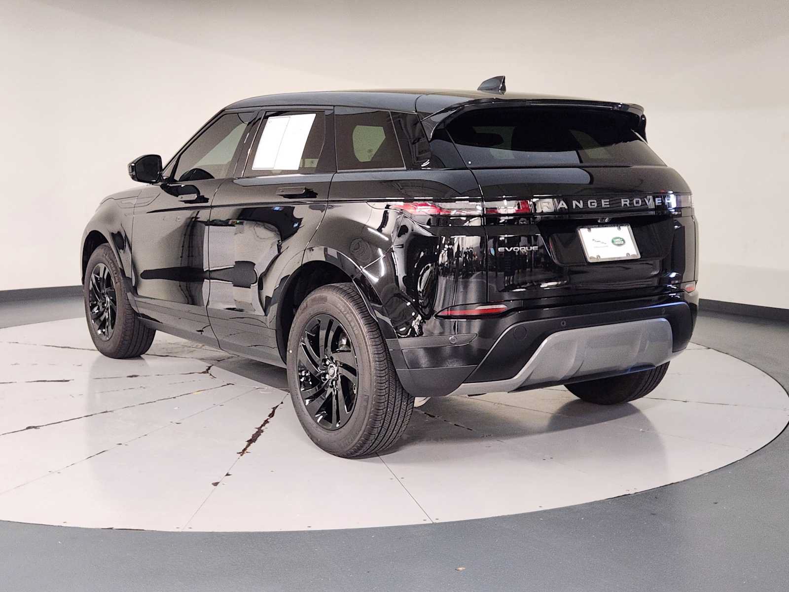 Used 2026 Land Rover Range Rover Evoque S AWD/4WD image 6
