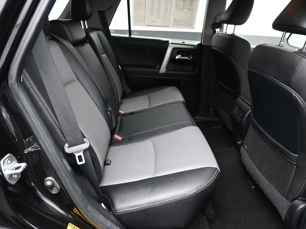Certified 2022 Toyota 4Runner SR5 Premium image 22