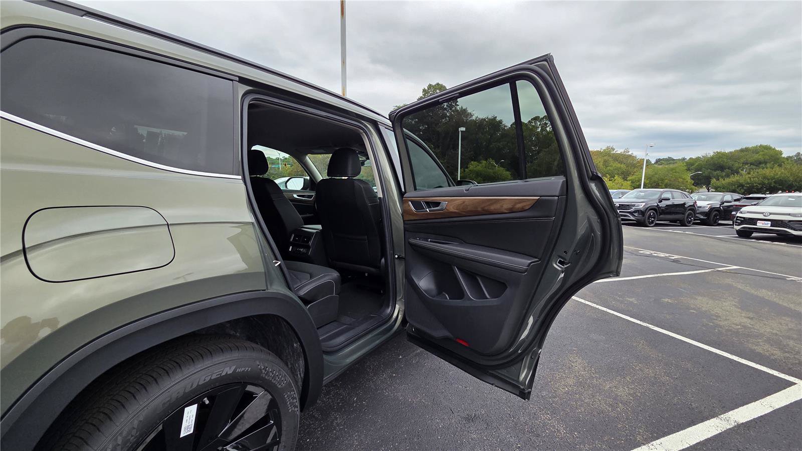 New 2026 Volkswagen Atlas SE AWD/4WD image 31