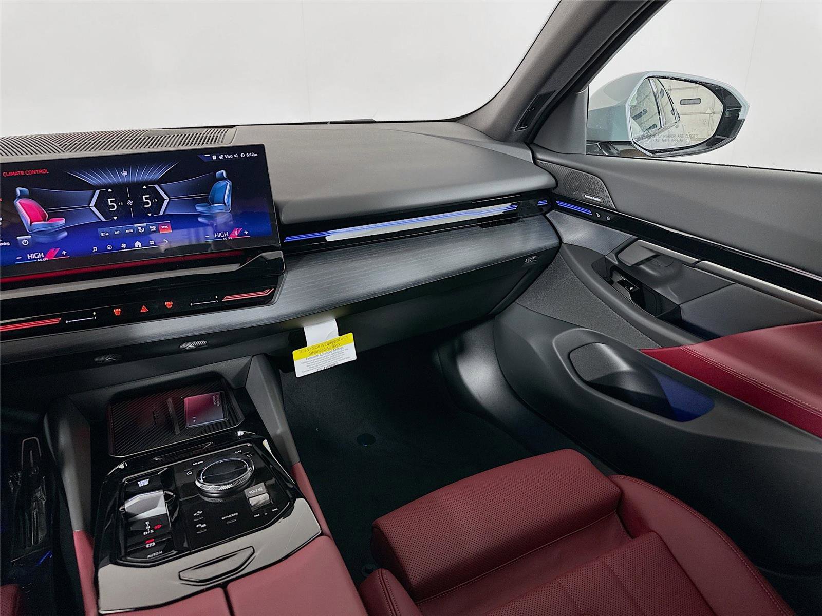 New 2026 BMW 530i xDrive w/ M Sport Package image 25