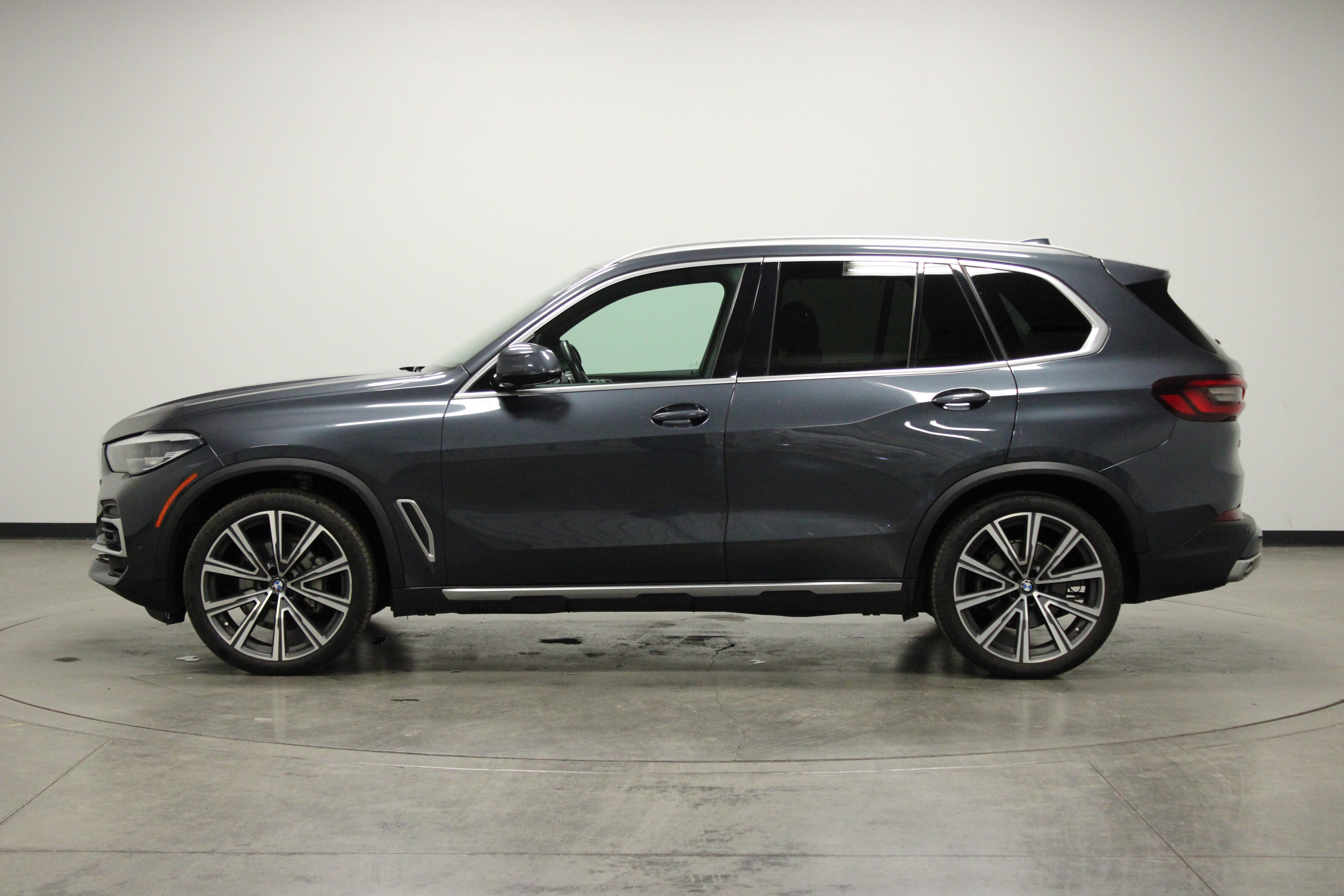 Used 2022 BMW X5 xDrive40i image 5