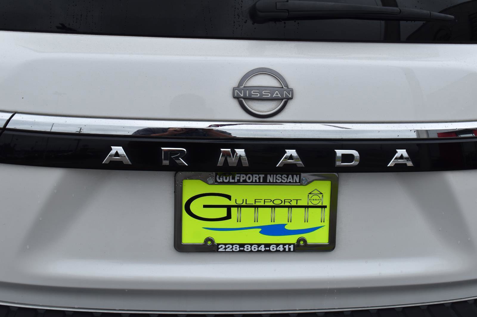 Used 2023 Nissan Armada Platinum w/ Captain's Chairs Package RWD image 8