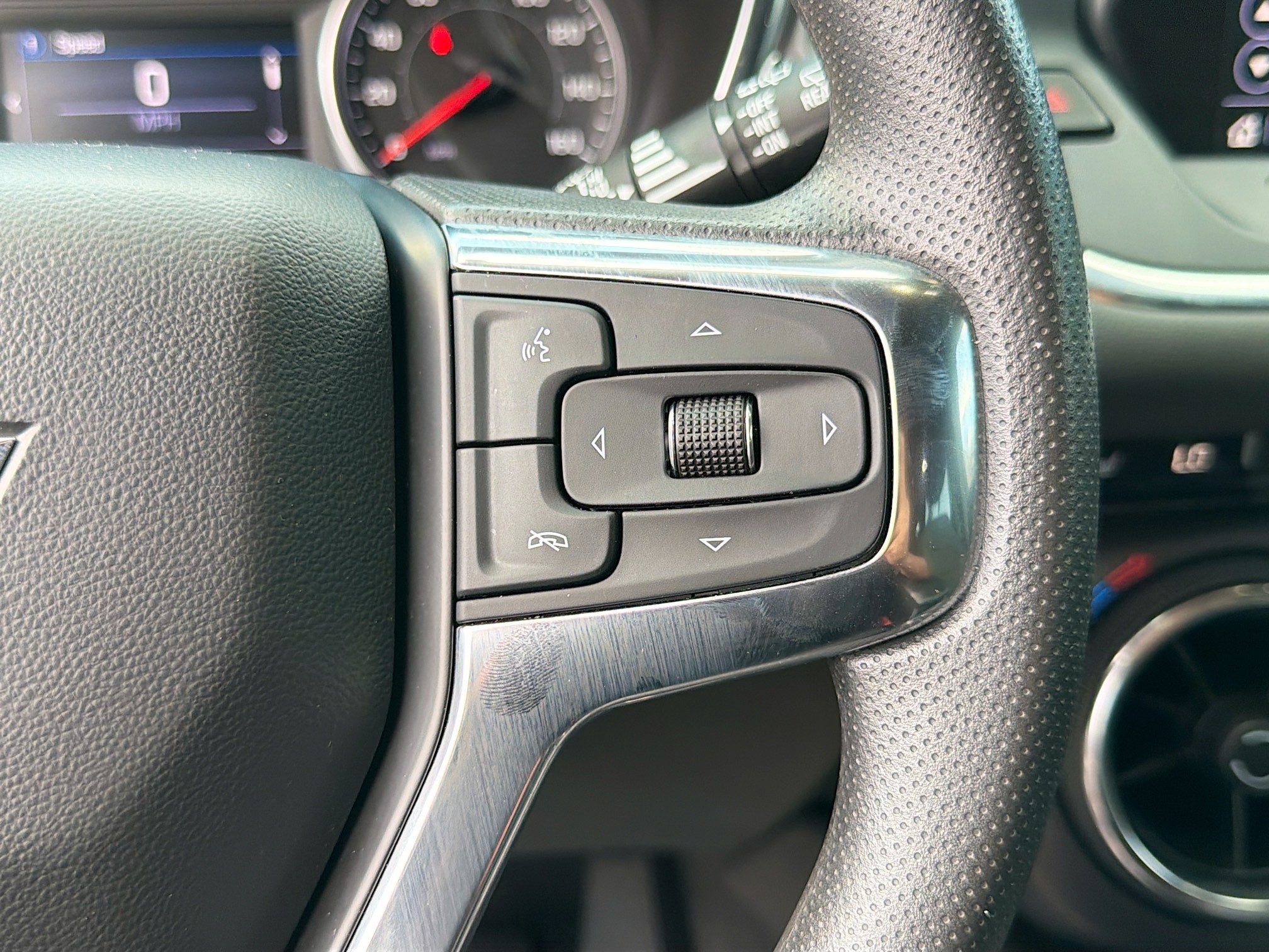 Used 2022 Chevrolet Blazer LT image 34