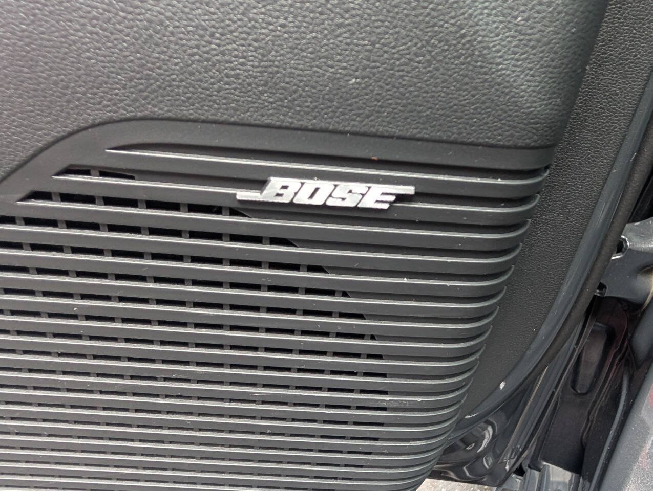 Used 2024 Hyundai Kona Limited FWD image 16
