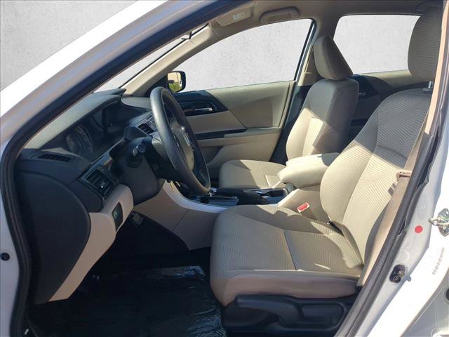 Used 2017 Honda Accord LX image 15