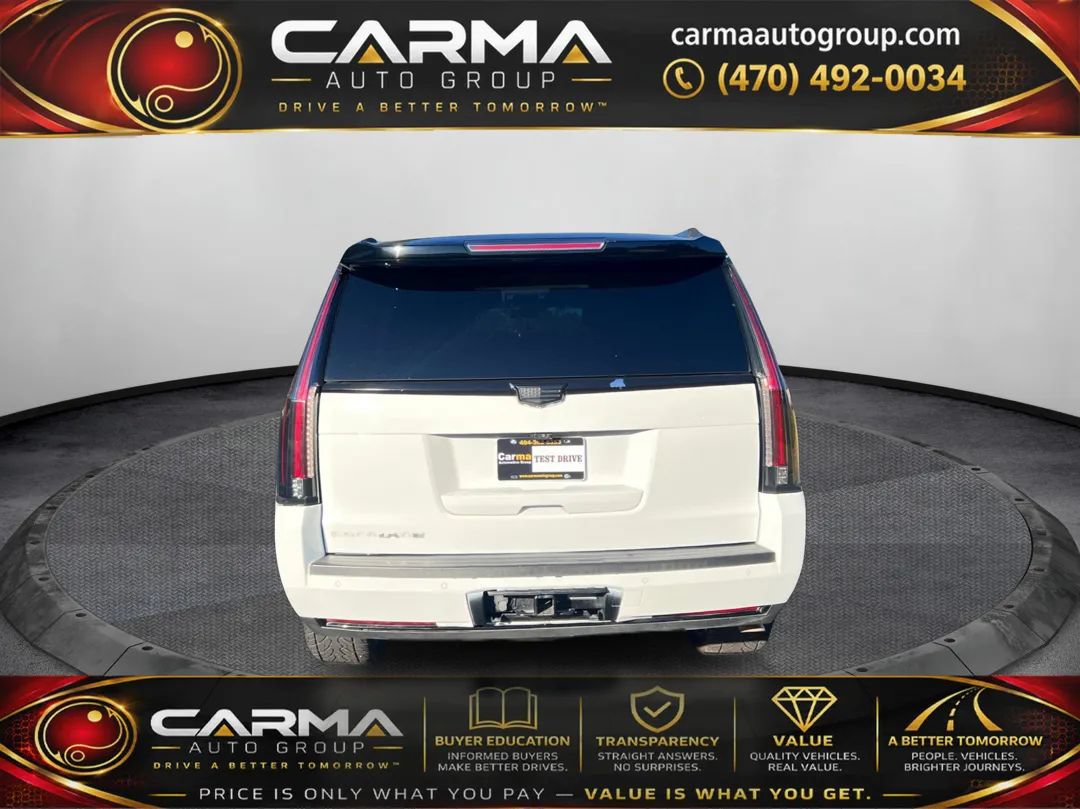 Used 2018 Cadillac Escalade Luxury AWD/4WD image 4
