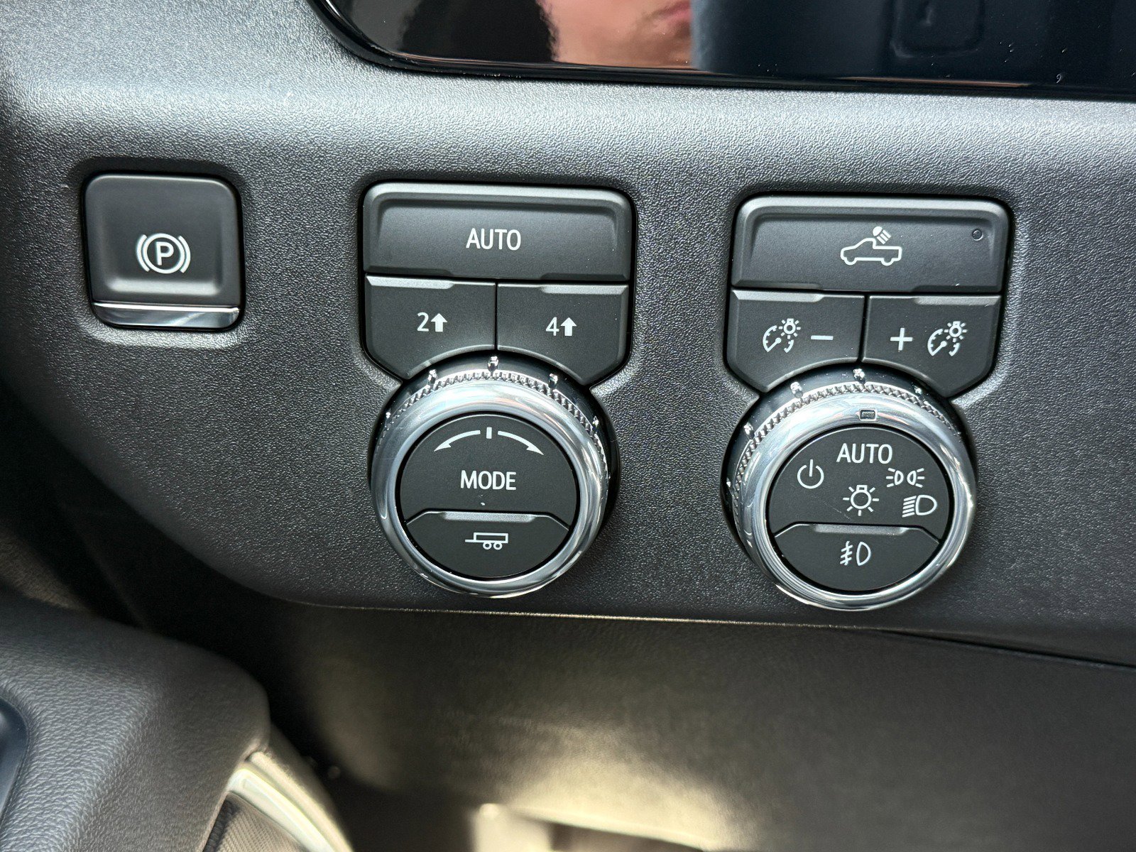 New 2026 GMC Sierra 1500 Elevation image 29