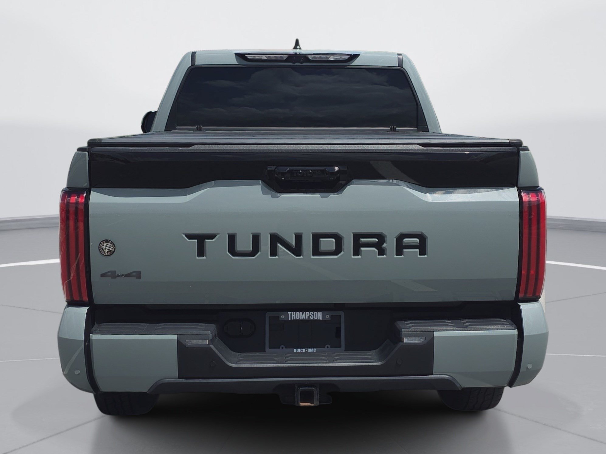 Used 2024 Toyota Tundra Platinum w/ TRD Off-Road Package AWD/4WD image 4