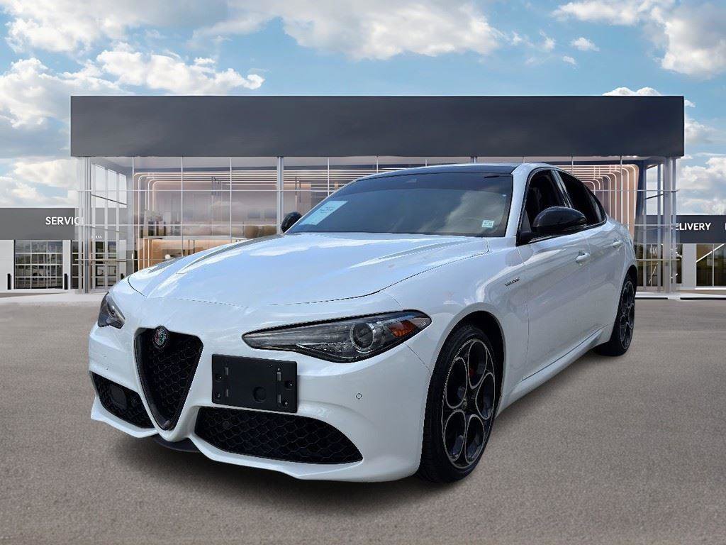 Used 2023 Alfa Romeo Giulia Veloce