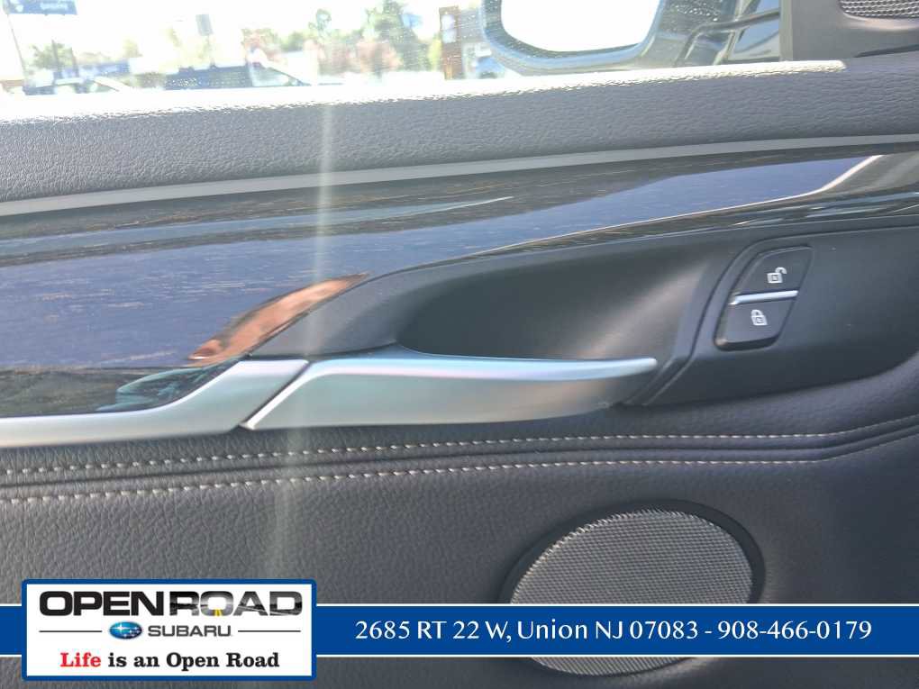 Used 2017 BMW X5 xDrive40e image 16