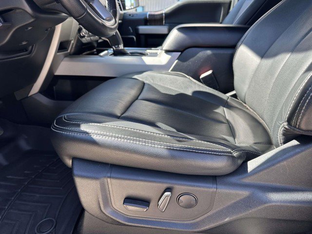 Used 2020 Ford F150 Lariat image 9