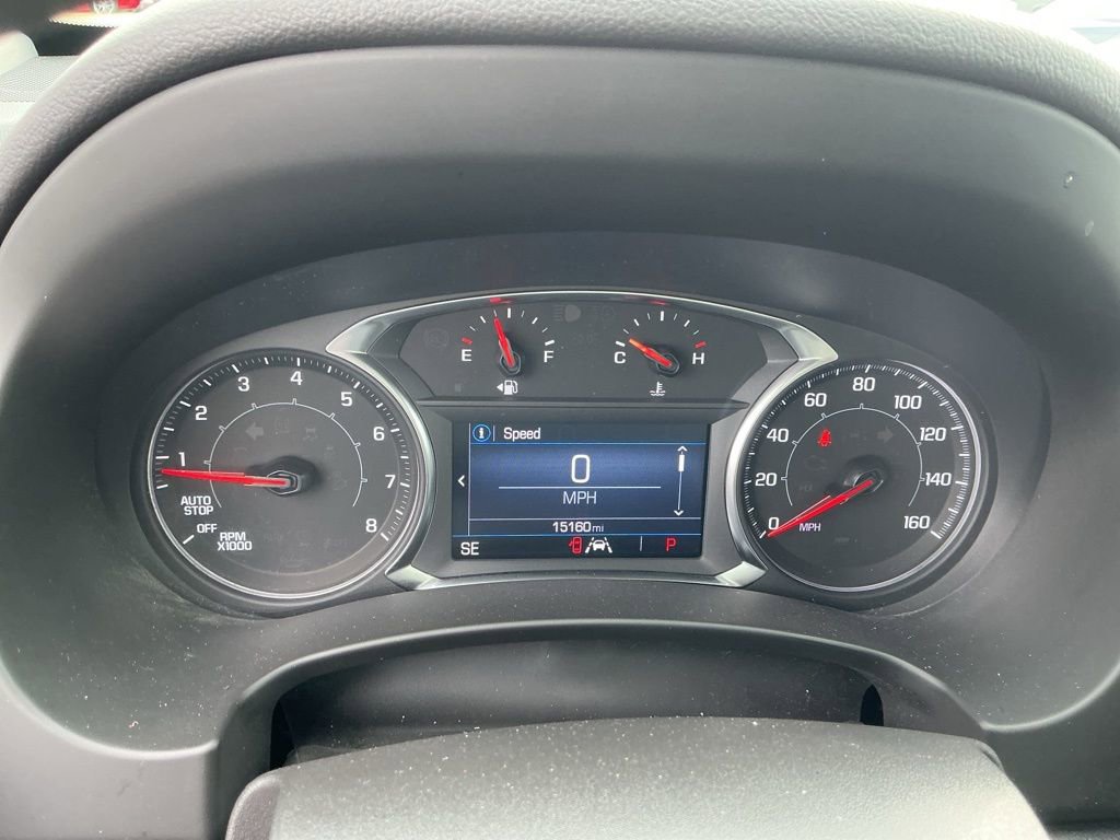 Used 2024 GMC Terrain SLE w/ Driver Convenience Package image 13