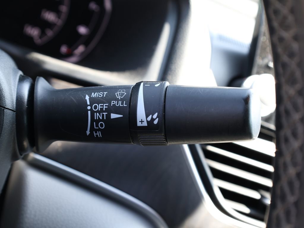 Used 2018 Honda Accord EX-L image 36