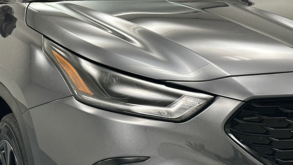 Used 2023 Toyota Highlander XSE image 26