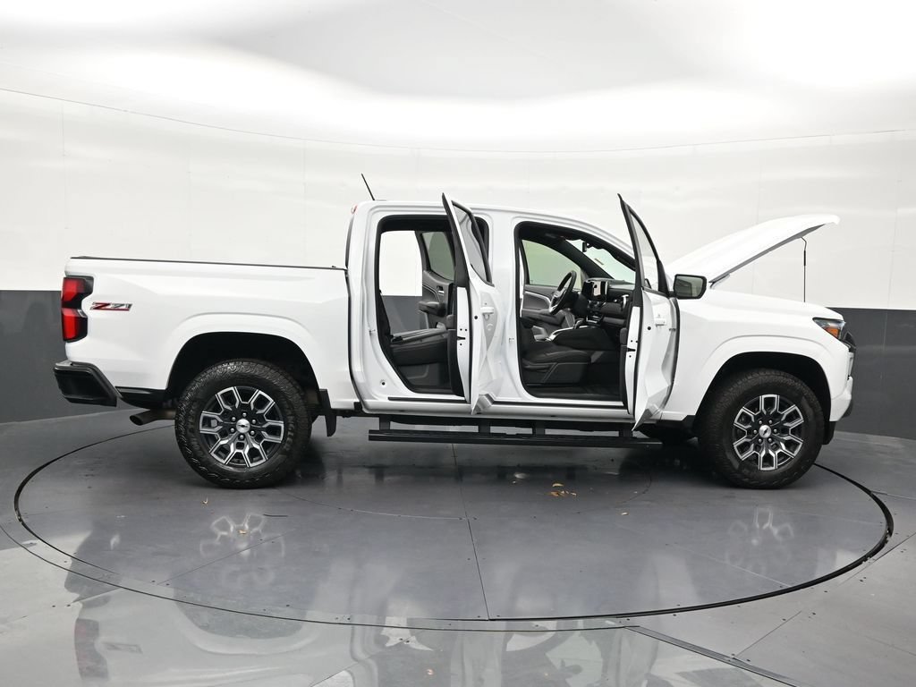 Used 2026 Chevrolet Colorado Z71 w/ Z71 Convenience Package 2 AWD/4WD image 34