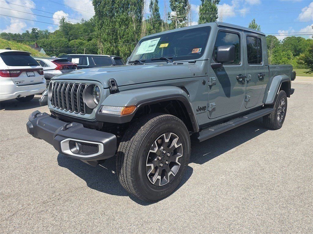 New 2025 Jeep Gladiator Sport w/ Premium Package image 9