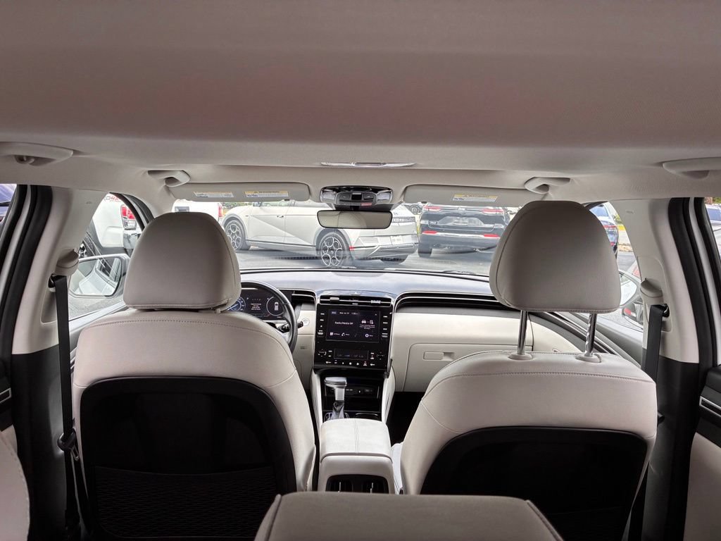 Used 2023 Hyundai Tucson SEL w/ Convenience Package AWD/4WD image 11