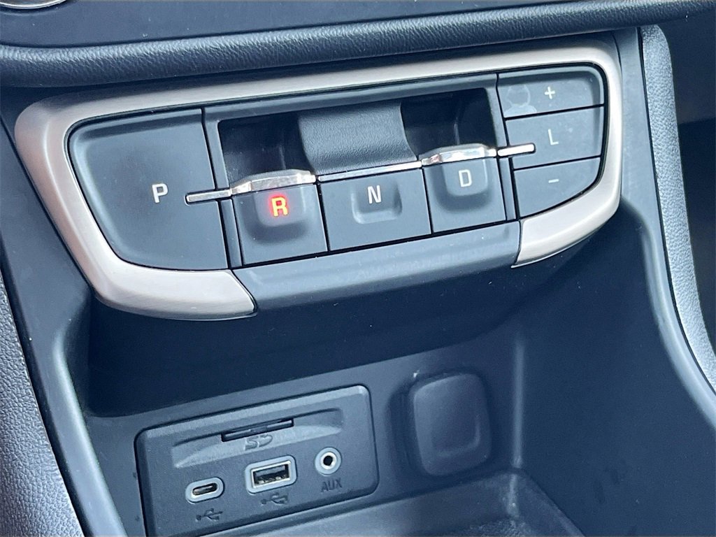 Used 2024 GMC Terrain Denali w/ Denali Premium Package image 17