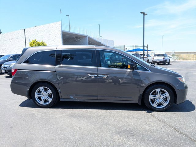 Used 2013 Honda Odyssey Touring image 4