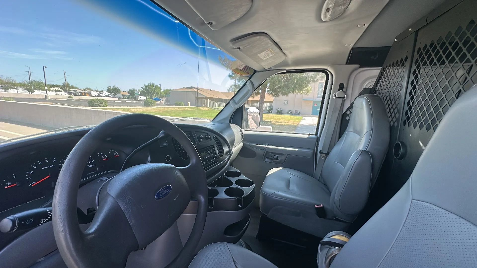 Used 2008 Ford E-250 and Econoline 250 RWD image 12