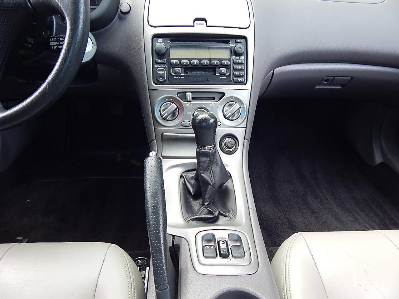 Used 2002 Toyota Celica GT image 13