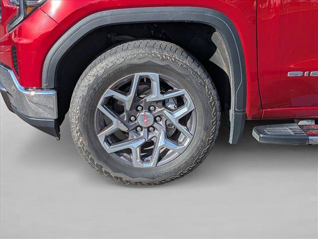 Used 2023 GMC Sierra 1500 SLT AWD/4WD image 16