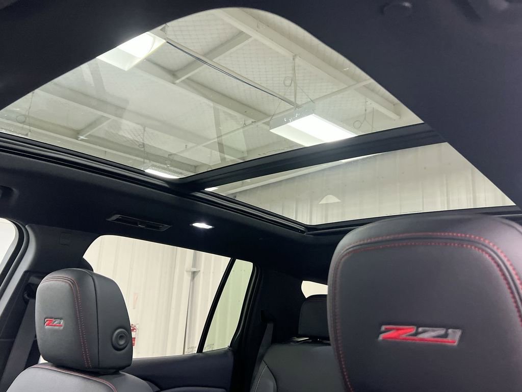 Used 2026 Chevrolet Traverse Z71 w/ Enhanced Driving Package image 19