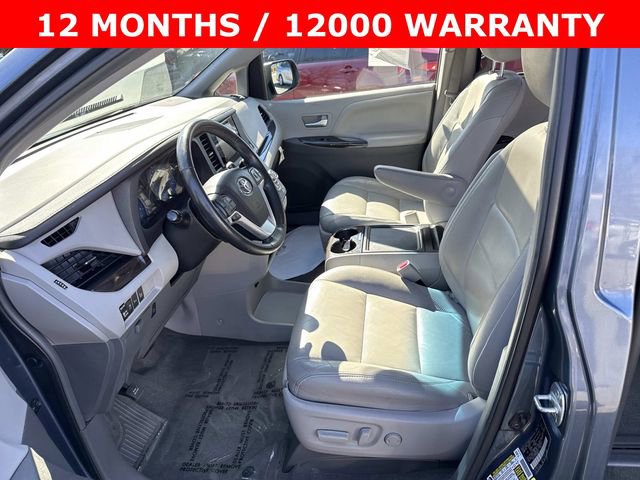 Used 2017 Toyota Sienna XLE Premium image 14
