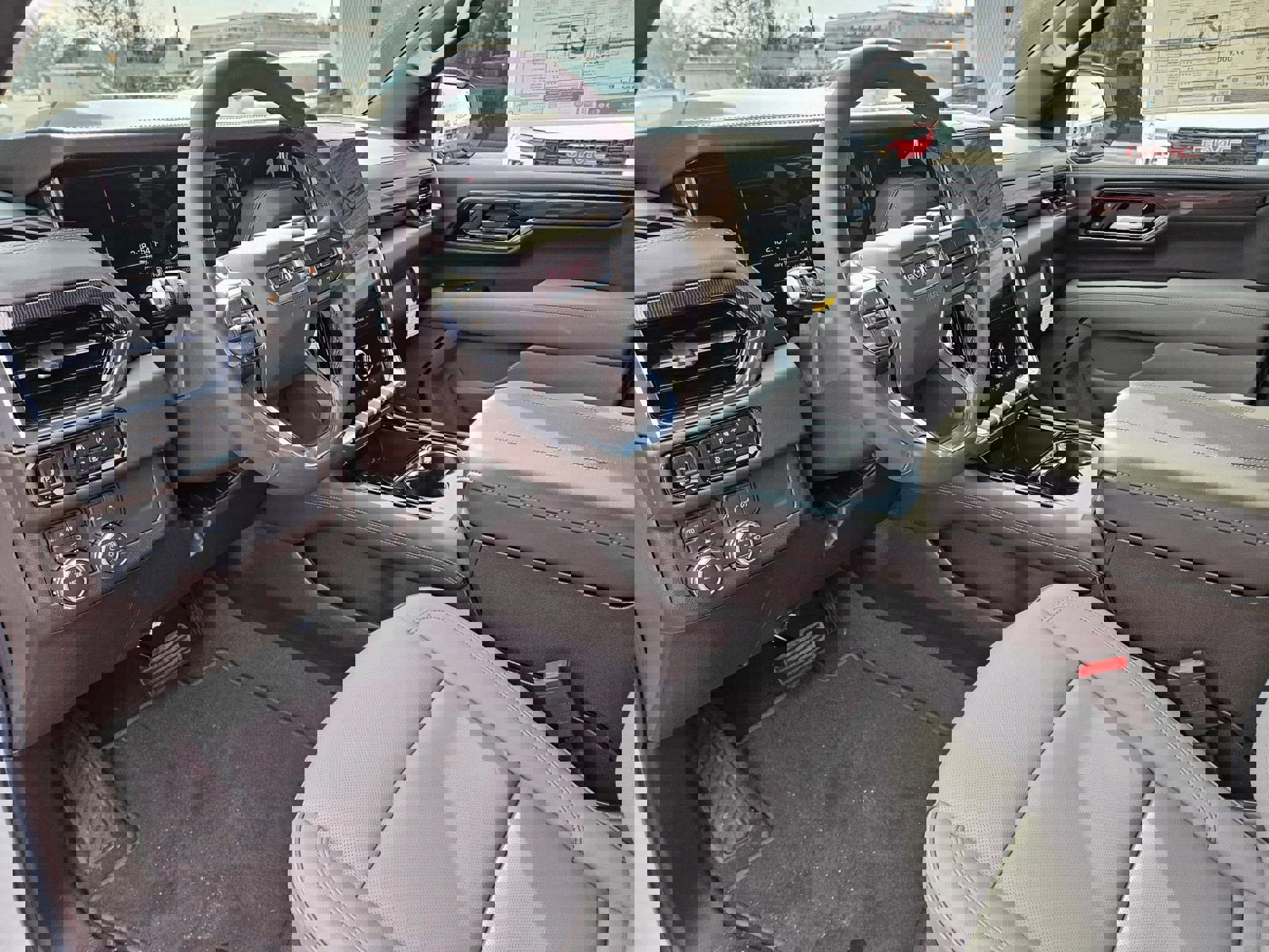 New 2026 GMC Yukon XL Elevation image 11