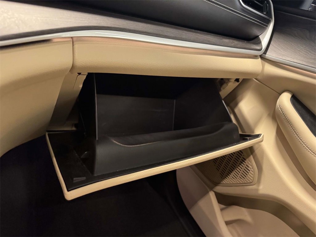 Used 2023 Jeep Grand Cherokee L Limited image 30