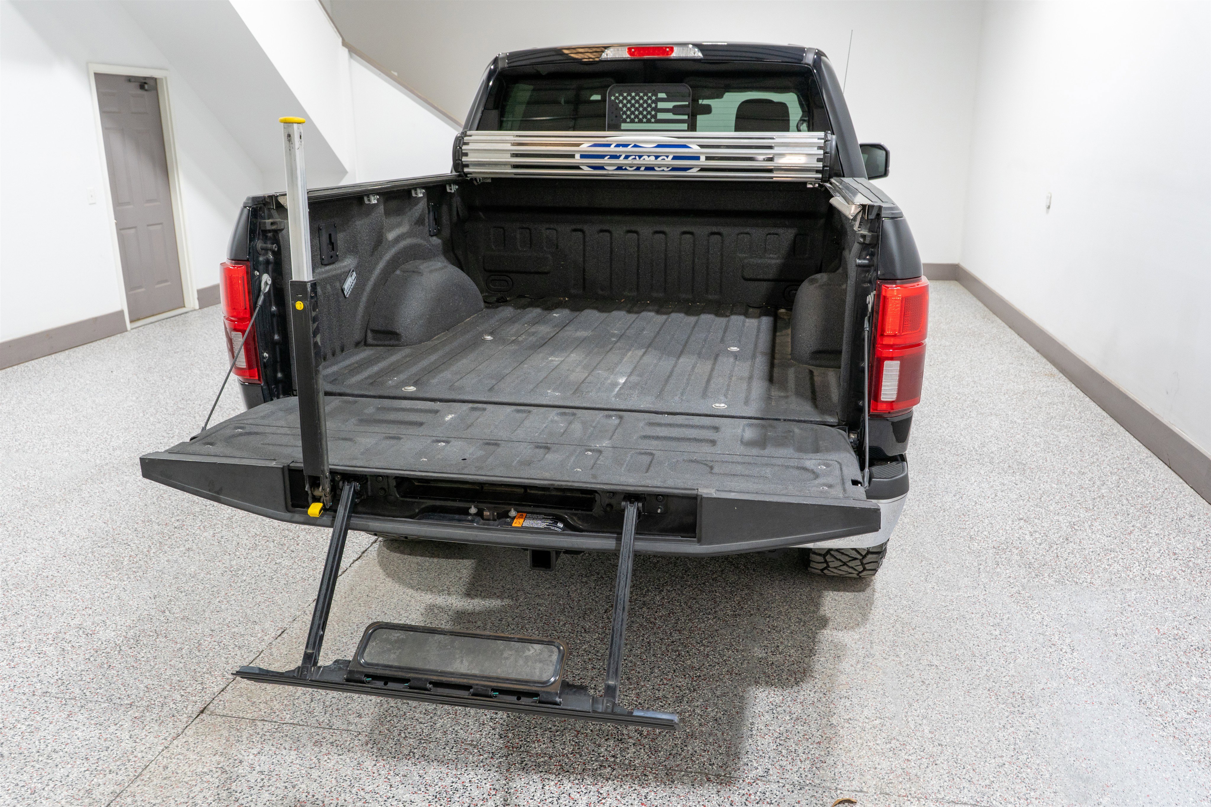 Used 2020 Ford F150 King Ranch w/ Equipment Group 601A Luxury AWD/4WD image 12